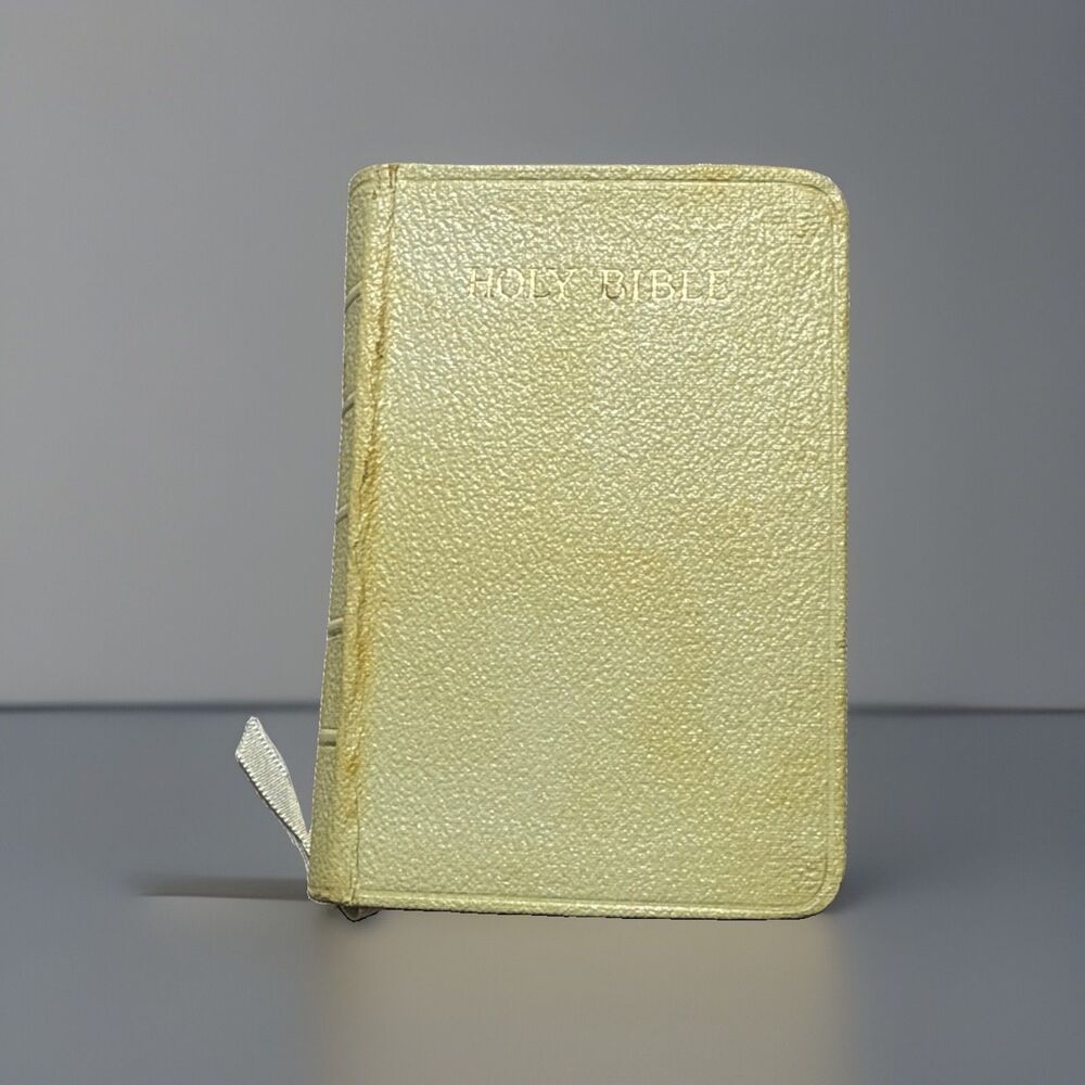 Vintage Pocket Holy Bible White Oxford University Press With Gold Edges.